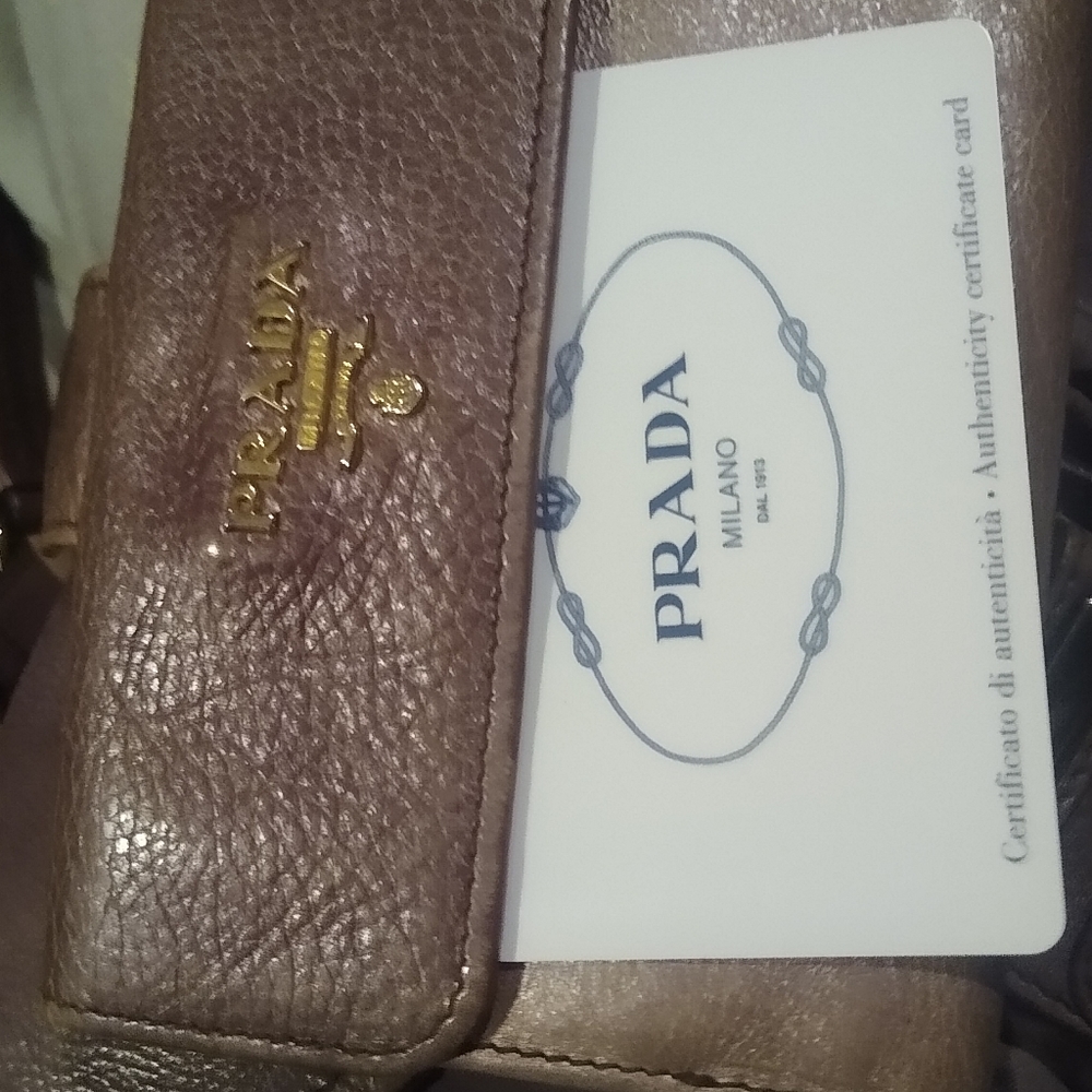 Auth. Prada Wallet - Picture 14 of 16